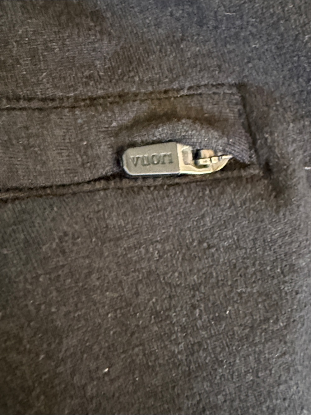 Vuori Ponte dark gray Performance Pant, 30 inch, size small - Picture 13 of 14
